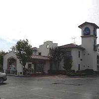 Travelodge By Wyndham - Airport