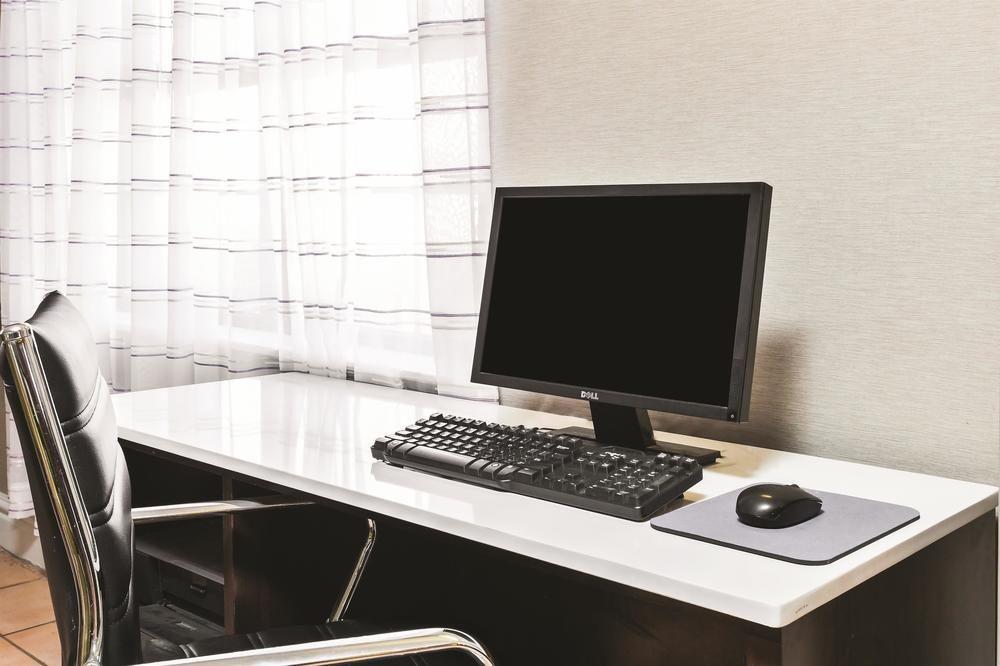 Travelodge By Wyndham - Airport El Paso