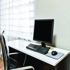 Travelodge By Wyndham - Airport